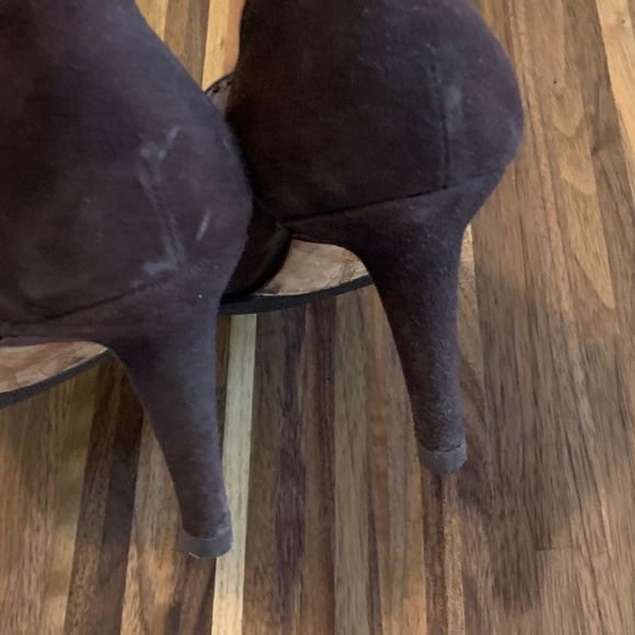 Vintage Manolo Blahnik Brown Suede Heels - Picture 5 of 12